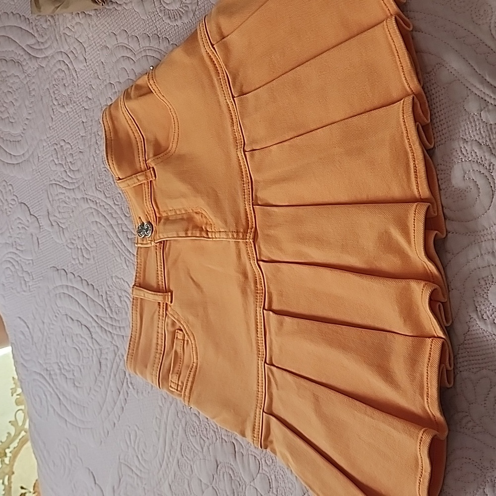 Wild Fable, 4, orange